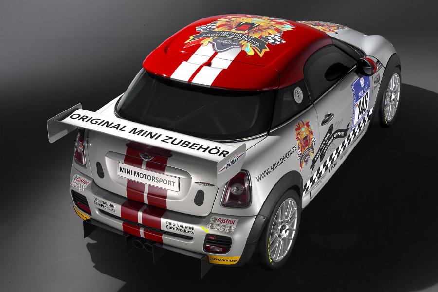  Mini Coupe JCW Endurance 2011 года  (фото 6 из 11)